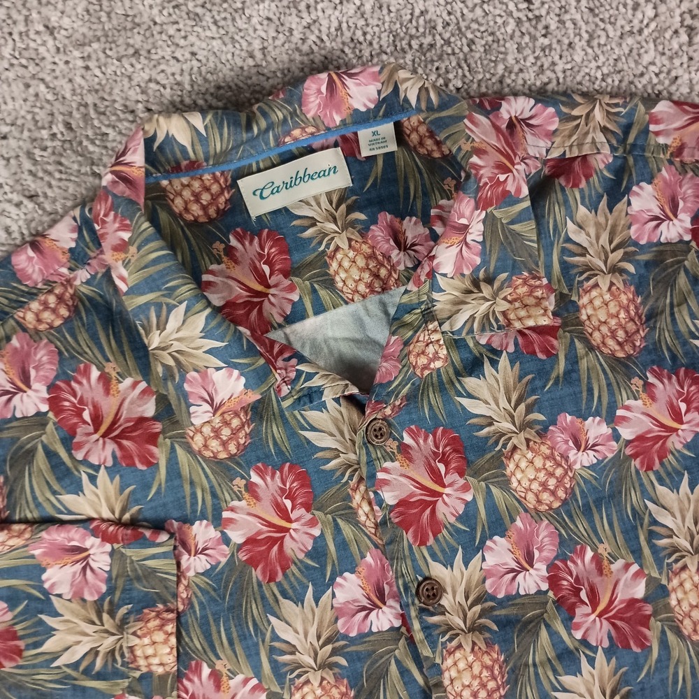 Caribbean Roundtree & Yorke Men's XL Short Sleeve Tropical Shirt Pineapple...